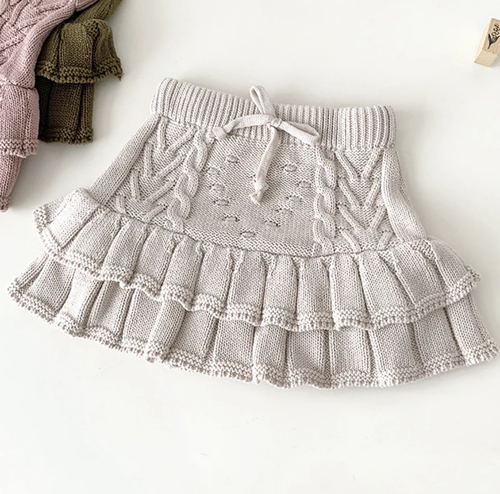 Knitted skirt