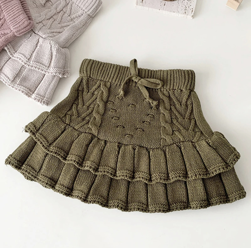 Knitted skirt