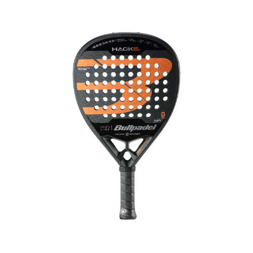 BullPadel Hack 03 Comfort 24 - Shape : Diamond  Balance : High  Weight : 360 - 370 G  Power : 100  Control : 90