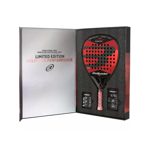 BullPadel Master Final Hack 03 - Paquito Navarro Shape : Diamond  Game : Power Weight : 365 - 375 G 12K Carbon Box : Yes