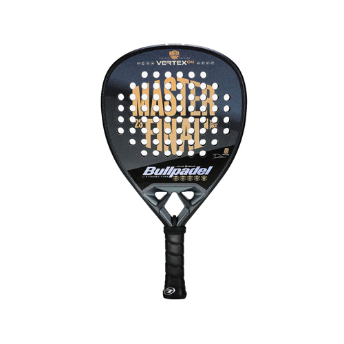 Bullpadel Master Final Vertex 04 Limited Edition 23 - Shape : Diamond  Game : Power 100 / Control 90 Weight : 365 - 375 G Cover : No Core : Multilayer EVA rubber Carbon 12k