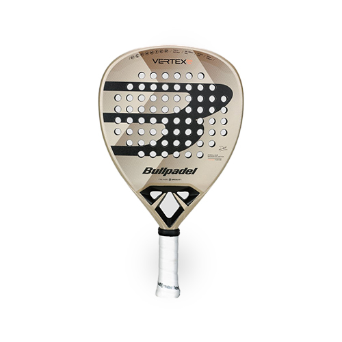 Bullpadel Vertex 04 W 25 - Shape : Diamond Weight : 350-360g Game : All around game Racket Cover : No Face Material : Fibrix Balance : High Foam Material : Multieva