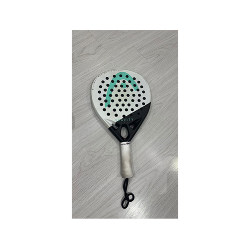 Head Gravity Pro Used - Used Padel Racket 
 Model year: 2024 Shape: Round Weight: 365 Surface: hybrid woven Finish: rough Balance: 265  How many months used: 3  Damage area: none Scratches how many: none Seller whatsapp: 55262432