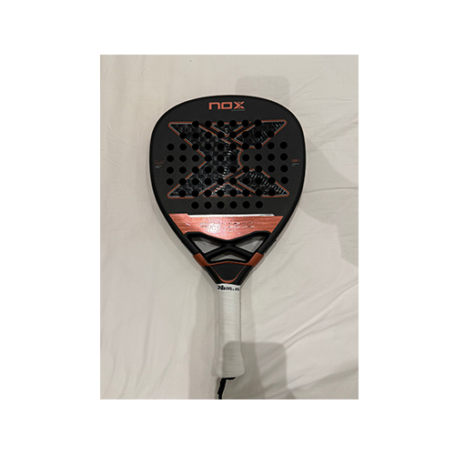 Nox AT10 Luxury Genius ATTACK 12K Alum 25 by Agustin Tapia Used - Used Racket
Model year: 2025 Shape: dioamond Weight: 360-375g How many months used:1 week Scratches how many: no scratches Seller Whatsapp: 30292000