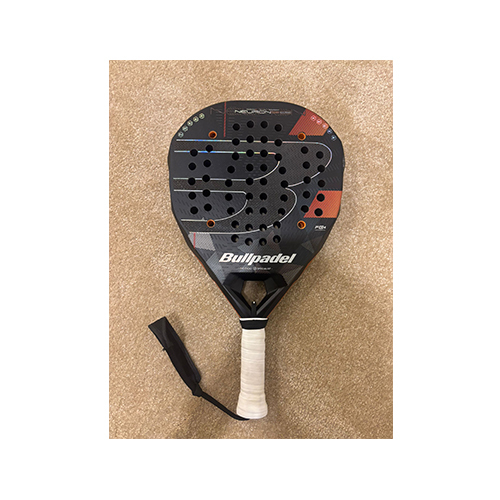 Bullpadel Neuron 02 Edge Used - Model year: 2026 Shape: hybrid  Balance: medium balance  How many months used: two games only Damage area: little on the side Seller Whatsapp: 74411998