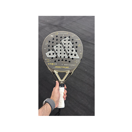 Adidas Cross IT Pro EDT 25 Used - Used Padel Racket
Shape : Round Face Material : 24K Carbon Balance : High Seller Whatsapp : 66664020