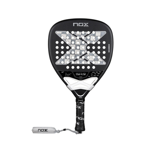 NOX AT10 LUXURY GENIUS ATTACK 18K ALUM 2026 BY AGUSTÍN TAPIA - WEIGHT: 360 - 375g WIDE: 38 mm FRAMEWORK: Carbon NUCLEUS: MLD Black Eva FACE: Carbon Fiber 18K Alum SURFACE: Dual Spin SHAPE: Diamond