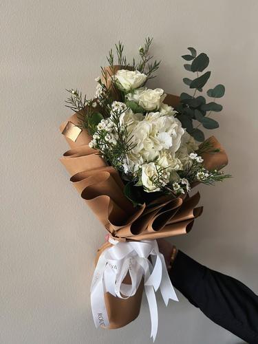 R bouquet 4- brown - R bouquet 4- brown