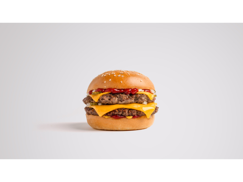 Just Classic - Sesame-coated bread ٫ Tomato Ketchup ٫ Mustard Sauce ٫Fresh Onion 2 Small Sized Pickles ٫2 Pcs Fresh Kuwaiti-slaughtered Beef Patties ( Lets meat )٫ American Cheddar Cheese