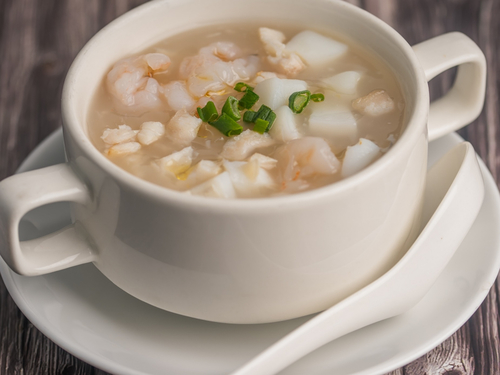 شوربة المأكولات البحرية