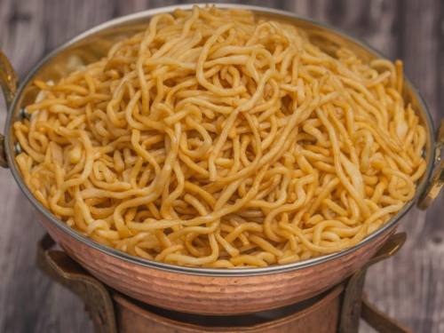 نودلز سادة مقلية