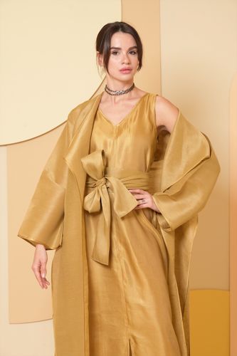 BISHT MATTE GOLD