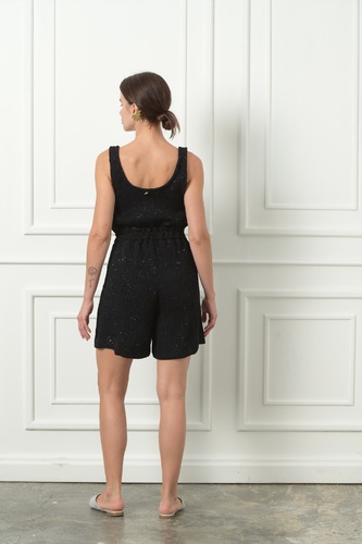 BLACK SHORT AND TANK TOP SET