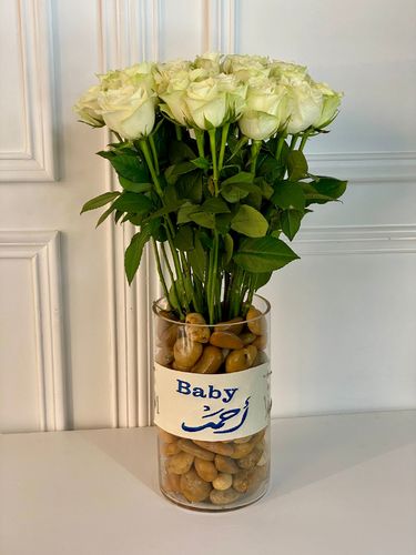 Roses Vase with Stones - The Vase contains Roses White and Stones 
You can change the writing of the stickers.