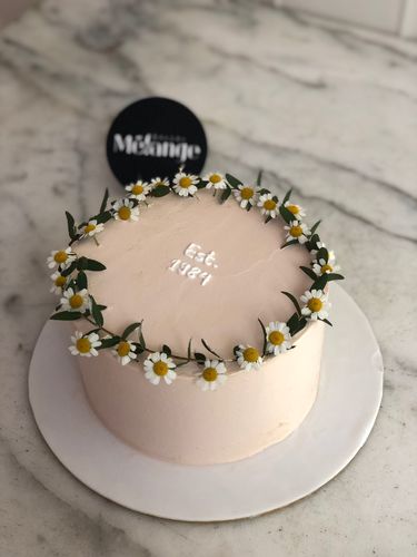 Daisy Cake