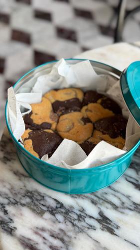 Cookie Pot Chocolate Chip - warm gooey individual sweets kids and kids at heart will love