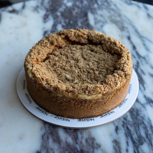 Apple Crumble Cheesecake