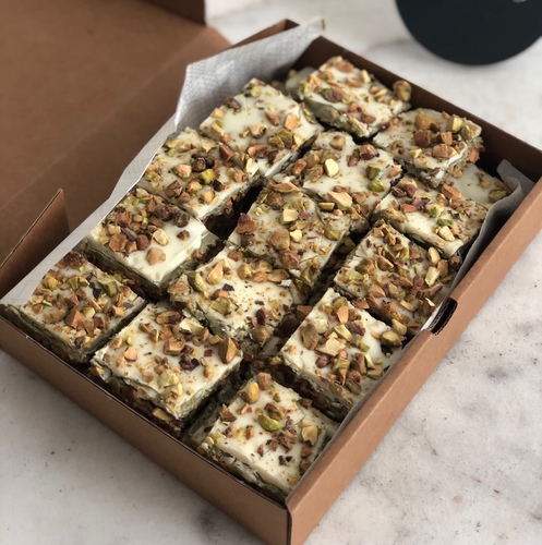 Pistachio White Chocolate Brittle 500g