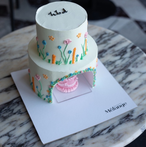 Tunnel Cake