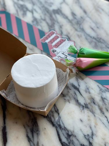 Decor Your Cake