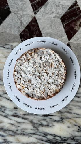 Almond and Pear Cake