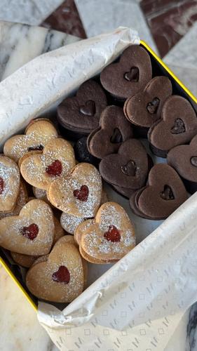 Linzer Cookies