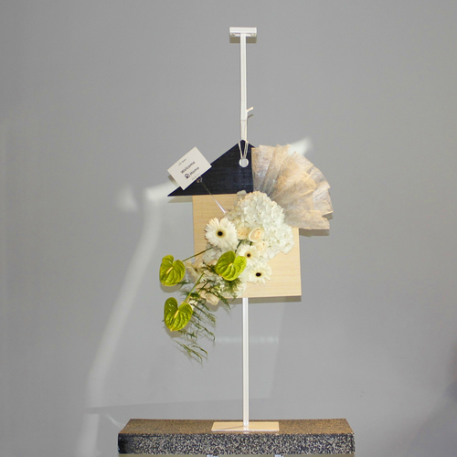 Dos Dizenio Flower Stand 4 - Shades of white and green bouquet of roses, hydrangea, anthurium and gerbera arranged in house shape wooden board and hang on a metal stand.