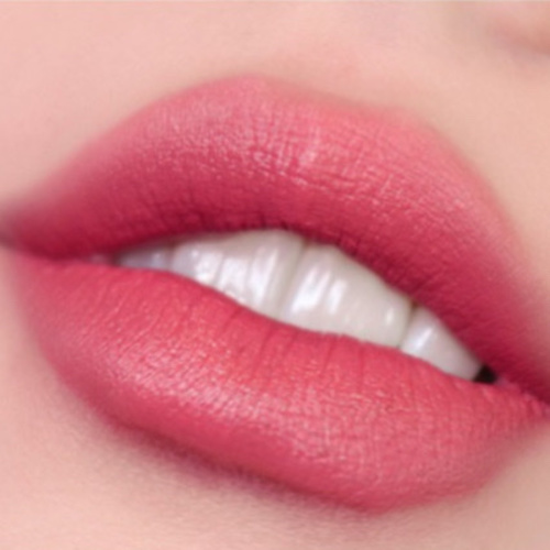 pinkish lip tint