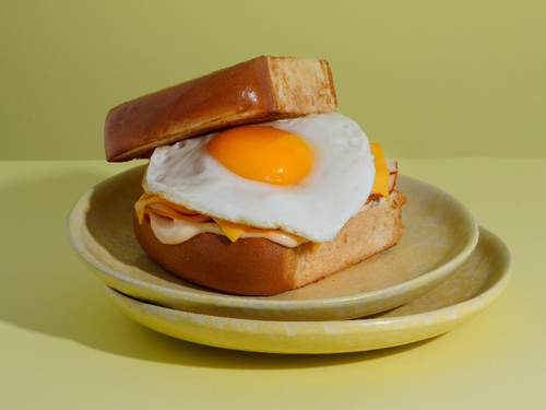 EGG WITH TURKEY - Brioch toast egg turkey with our speical souce