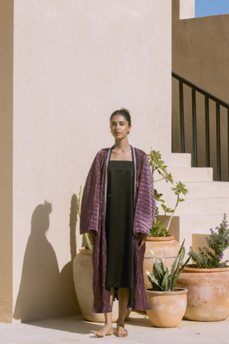 MAUVE BISHT SET