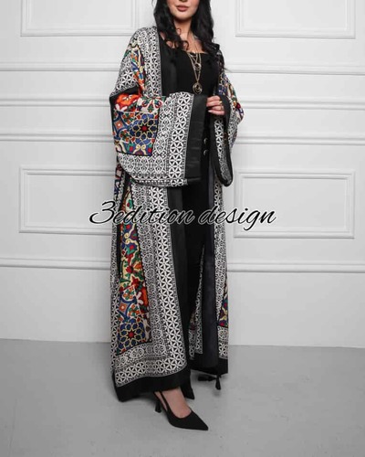 Bisht 1 - fabric Cotton 80%Polyester 20% 
Width is approximately 34 inches
The length is approximately 54 inches