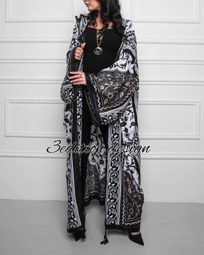 Bisht 16 - fabric Cotton 80%Polyester 20% Width is approximately 34 inches
The length is approximately 54 inches