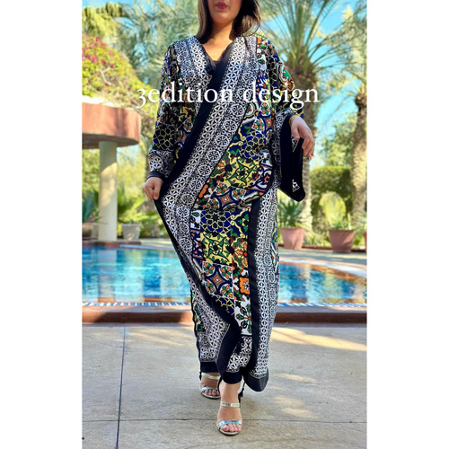 3 Edition Design  - 22 Bisht - fabric Cotton 80%Polyester 20% Width is approximately 34 inches
The length is approximately 54 inches