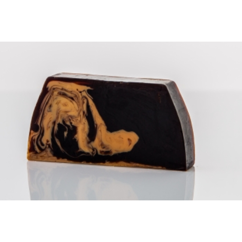 Chocolate - HANDMADE SOAP 100g  The offer includes more than 15 aromas which, through
colours and natural ingredients, create soaps with unique designs and aromas.
Our homemade soaps will refresh you and enhance your well-being each time you
use them. Choose any of our various aromas to give each day a particular
sensation. Every piece of soap is unique and handmade, as it is crafted
individually.