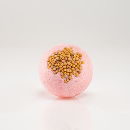 Passion Fruit - 1 of Bath CreamersThe bath cream differs from bath bombs in its creamy texture, mixed with water after immersion. The offer includes different
aromas, which, through several natural ingredients, give you a bath bomb cream
with a unique design and aroma. The bath cream takes the shape of a small ball, which, despite its size, is highly valuable. You can make each bathing time different by choosing any of our aromas. Due to the creams’ creamy
texture, your skin will be silky smooth and pleasantly relaxed after the bath.
The product contains shea butter, cocoa butter, and almond oil.