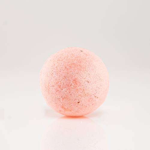 Strawberry - 1 of Bath CreamersThe bath cream differs from bath bombs in its creamy texture, mixed with water after immersion. The offer includes different
aromas, which, through several natural ingredients, give you a bath bomb cream
with a unique design and aroma. The bath cream takes the shape of a small ball, which, despite its size, is highly valuable. You can make each bathing time different by choosing any of our aromas. Due to the creams’ creamy
texture, your skin will be silky smooth and pleasantly relaxed after the bath.
The product contains shea butter, cocoa butter, and almond oil.