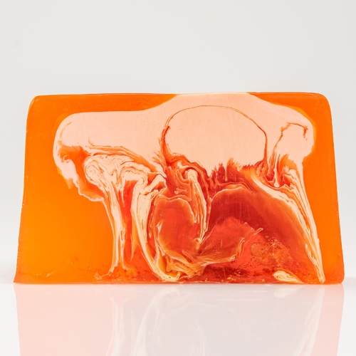 Peach - HANDMADE SOAP 100g  The offer includes more than 15 aromas which, through
colours and natural ingredients, create soaps with unique designs and aromas.
Our homemade soaps will refresh you and enhance your well-being each time you
use them. Choose any of our various aromas to give each day a particular
sensation. Every piece of soap is unique and handmade, as it is crafted
individually.     .