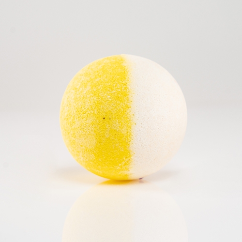 Lemon - 1 of Bath Bombs  Immerse one bath bomb into your bathtub to fill your
bathroom with rich aromas and surround yourself with harmony. The offer
includes more than 40 aromas, which create a unique design through colours and
natural ingredients and guarantee highly relaxed bath time. The water with the
dissolved bath bomb becomes aromatic and will make your skin nice and smooth.
Choose an aroma you enjoy, creating an emotional adventure while relaxing in a
bath every day!