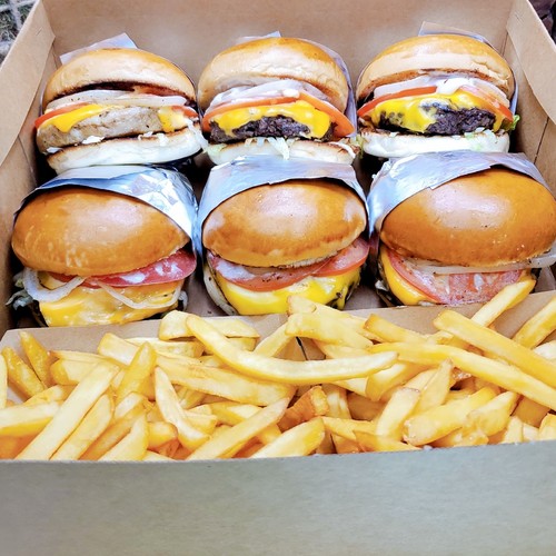 Smoked Burgers Box - Mix burgers and fries