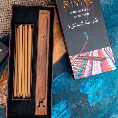 Oud Sticks With Stand - 20 sticks with stand Natural incense sticks It is a ground natural incense mixed with vegetable dye in the form of sticks Eliminates the use of charcoal