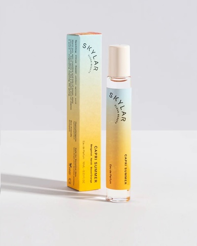 Capri Summer Rollerball - Bergamot,Neroli,Blood Orange Top: Grapefruit, Blood Orange, Bergamot
Middle: Neroli, Muguet, Dewy Rose
Base: Teakwood, Sheer Vetiver, Crystal MuskThe possibilities are endless when you layer Skylar scents. Mix, match, and create a custom scent just for you, perfect for any mood or occasion.     Layers Well With...     SALT AIR ROLLERBALL     PINK CANYON ROLLERBALL   Or visit layaring lounge for more     https://skylar.com/pages/layering-lounge