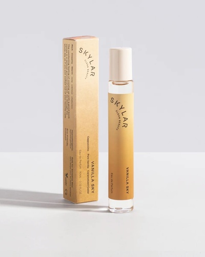 Vanilla Sky Rollerball - Top notes: Bergamot Zest, Sweet Orange, Cappuccino
Middle notes: Pure Vanilla, Jasmine Grandiflorum, Cinnamon Bark
Base notes: Caramelized Cedar, Sheer Amber, Sandalwood The possibilities are endless when you layer Skylar scents. Mix, match, and create a custom scent just for you, perfect for any mood or occasion. 
 Layers Well With... 
 SALT AIR ROLLERBALL 
FALL CASHMERE ROLLERBALL
 Or visit layaring lounge for more 
 https://skylar.com/pages/layering-lounge