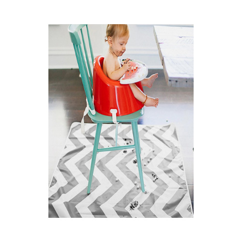 Prince lionheart - Multi-use catchALLTM floor mat - Grey - The Multi purpose Catch All from Prince LionHeart designed to protect your floor from the spills and messes that your baby or toddler may cause out of eating meals or artistic activities. Covers floor to catch messes that fall. Fits underneath highchairs and play tables. Non-slip bottom Easily folds into a matching pouch for travel when not in use. Lightweight, durable and easy to clean. Size : 107 x 107 cm