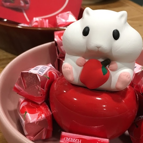 Mini Hamster Ceramic Diffuser- Red Apple