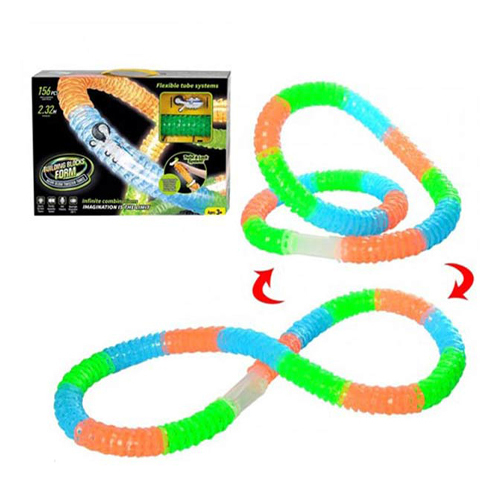 6688-522/Glow race track - Glow in the dark race track tube with 156 pieces . Race track can be 2.32 m long ! Years +3