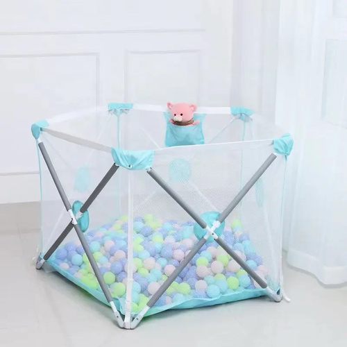 playpen- Lc7120 - Safety for kids and easy folding . 
 age 8M to 2 years  
 meas.105*21*21cm