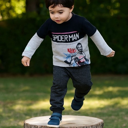 KIDS SWEATSHIRT - Pure cotton