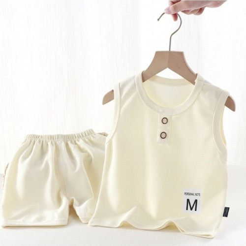 CHILDREN'S SLEEVELESS VEST SET CREAM S879
