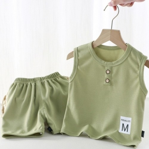 CHILDREN'S SLEEVELESS VEST SET GREEN S879