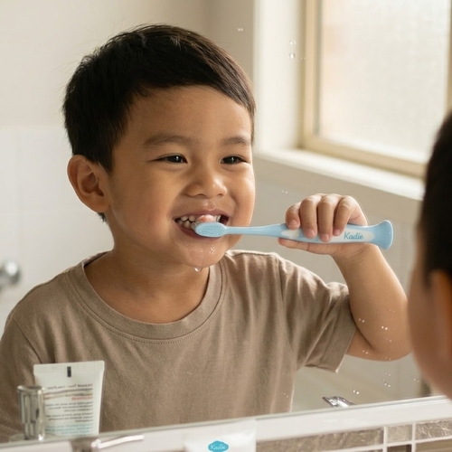 KINDEE TOOTHBRUSH BLUE